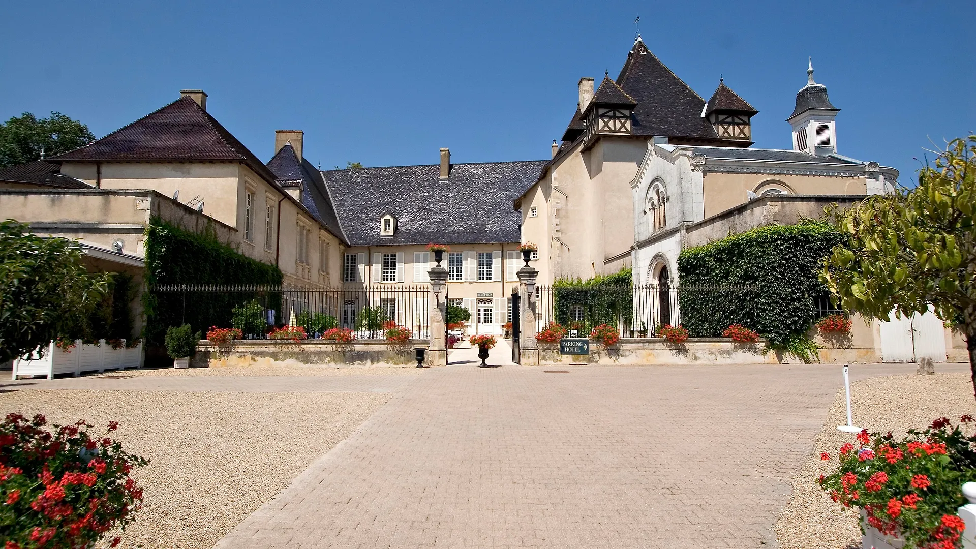 Chateau De Pizay Belleville-en-Beaujolais